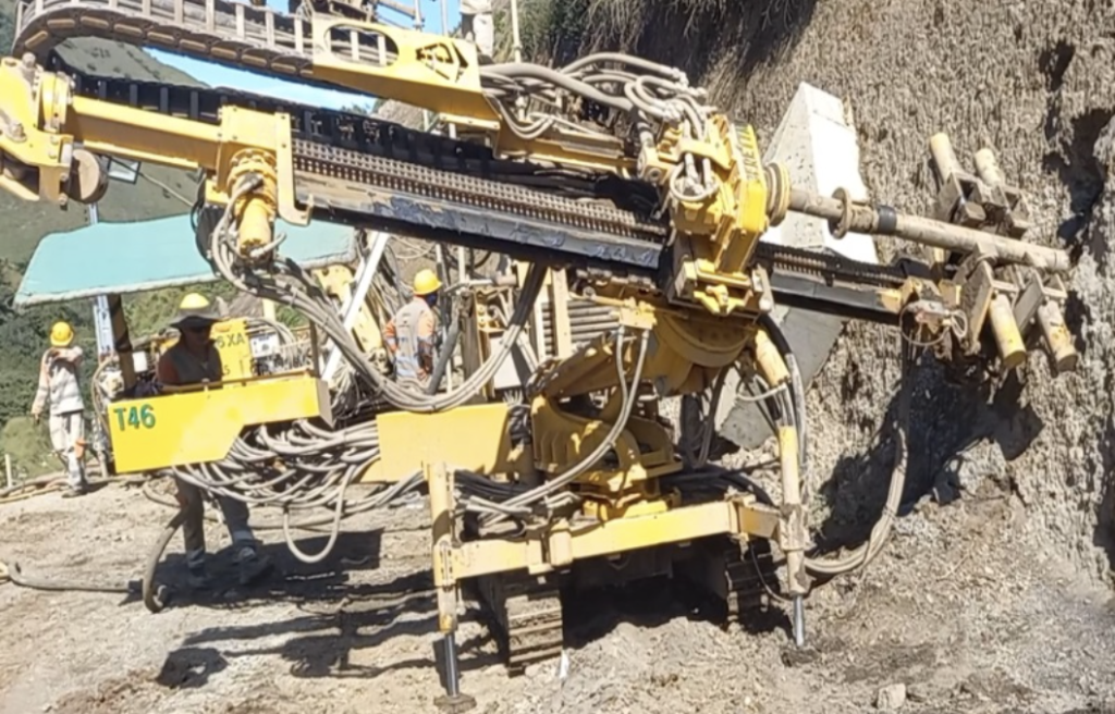 máquina para perforar rocas